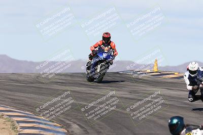 media/Nov-16-2025-Race Pace (Sun) [[8c5fa54630]]/Verified Riders/1-Turns 9 and 10 (925am)/